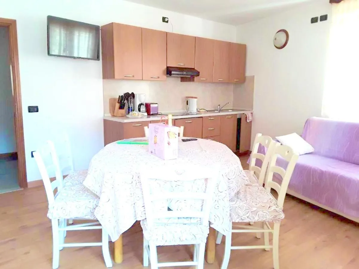 Comfortable Apartment In Prabione With Mountain View Campione del Garda Italia
