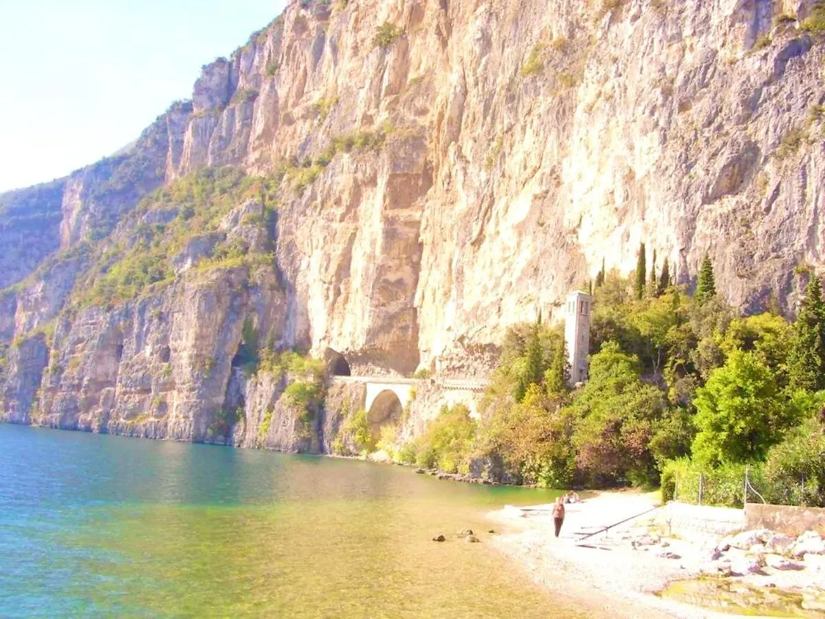 Comfortable Apartment In Prabione With Mountain View Campione del Garda